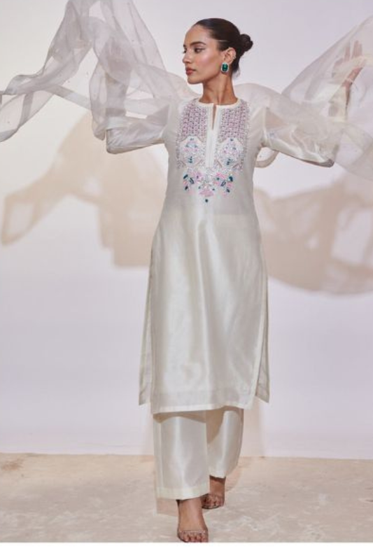 White Chanderi Silk Kurta Set with Zari & Cut Dana Hand Embroidery | Satvik Style